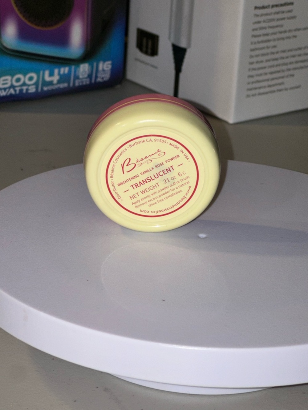 Bésame translucent powder, — Soft Pink Radiance - Picture 2 of 2
